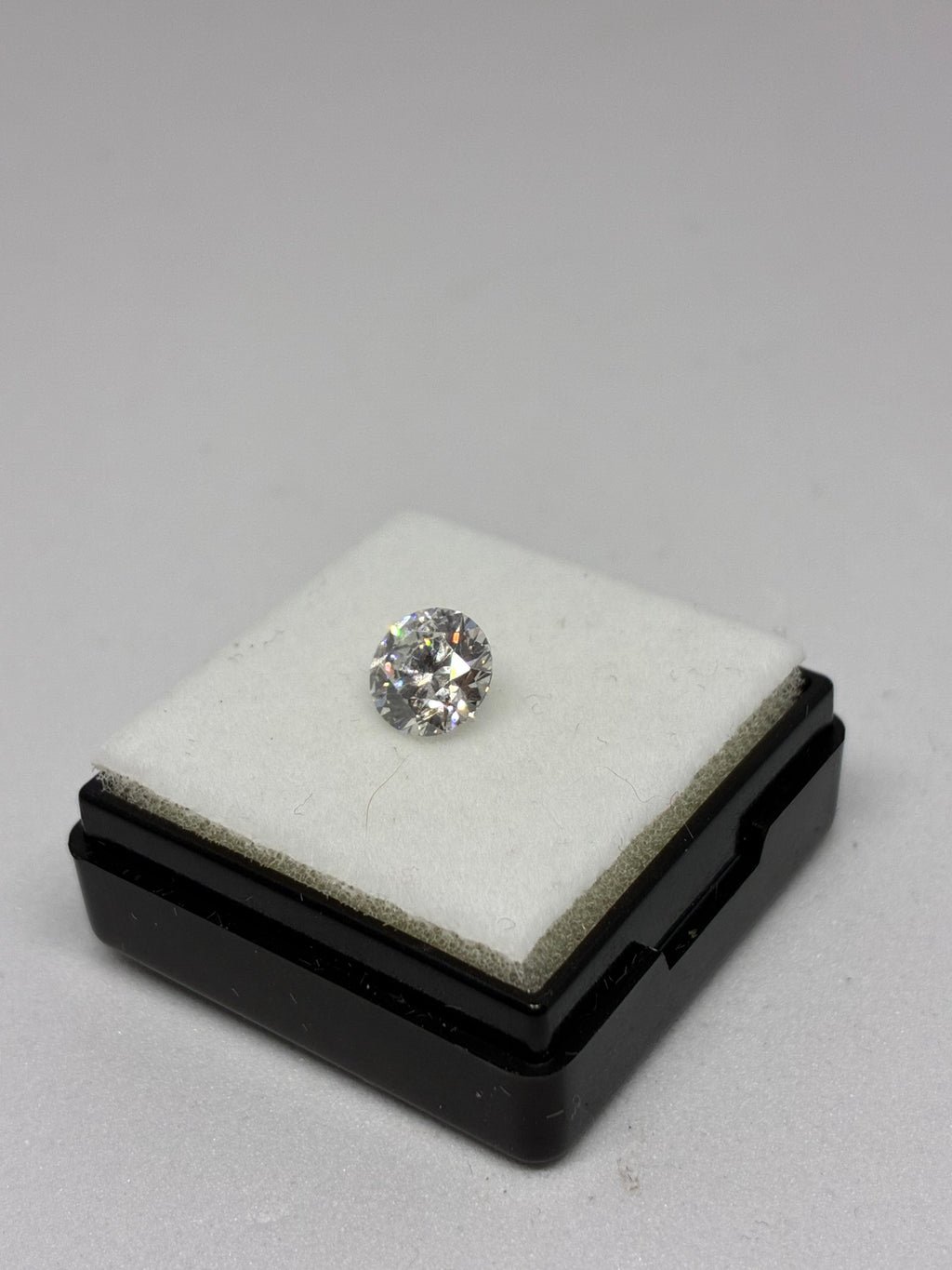 1ct IGI Certified Round Lab Diamond