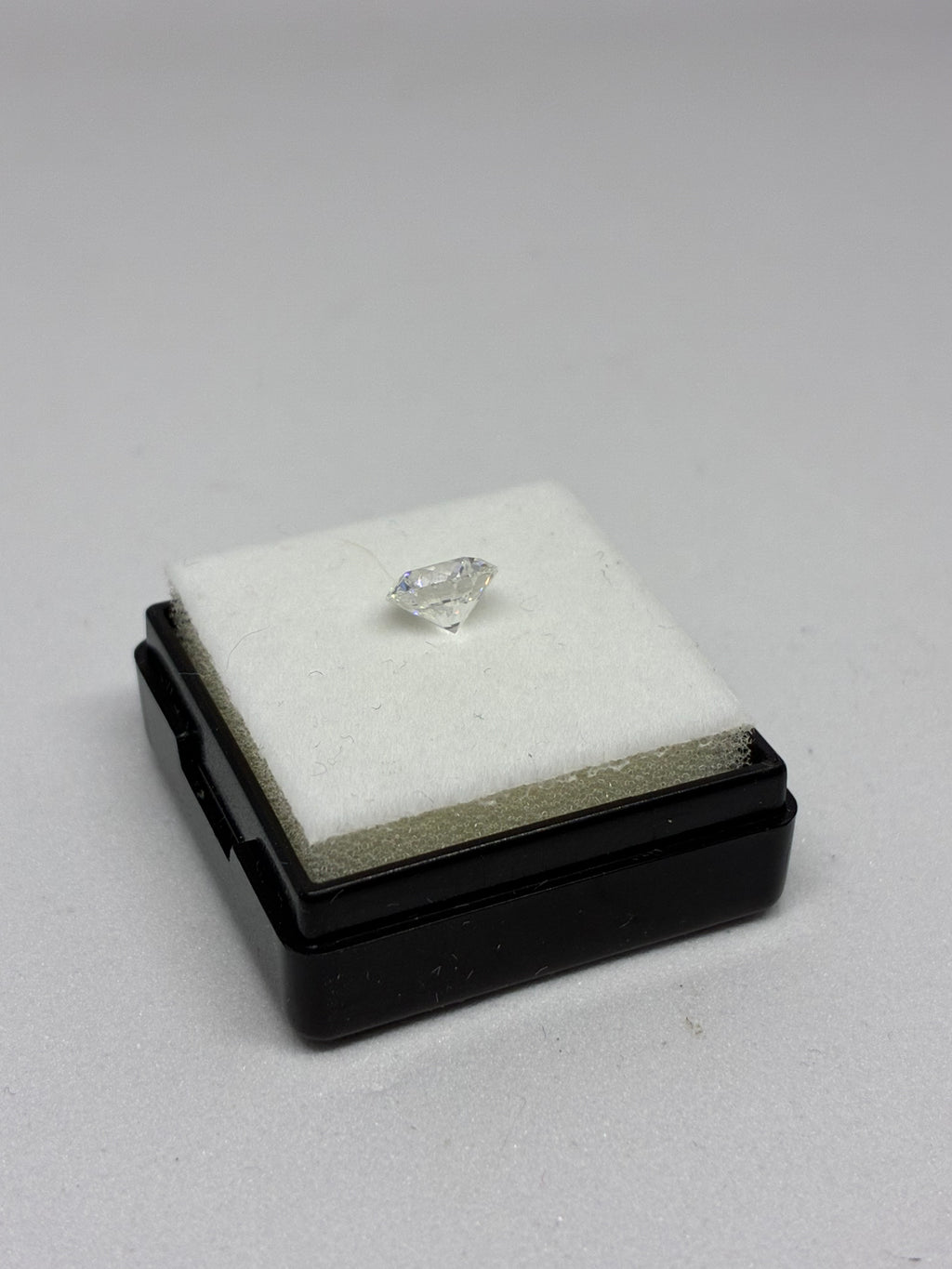 1ct IGI Certified Round Lab Diamond