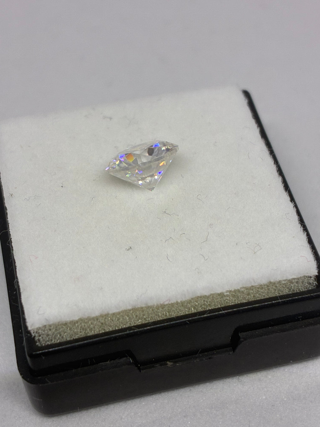 Round Cut Moissanite