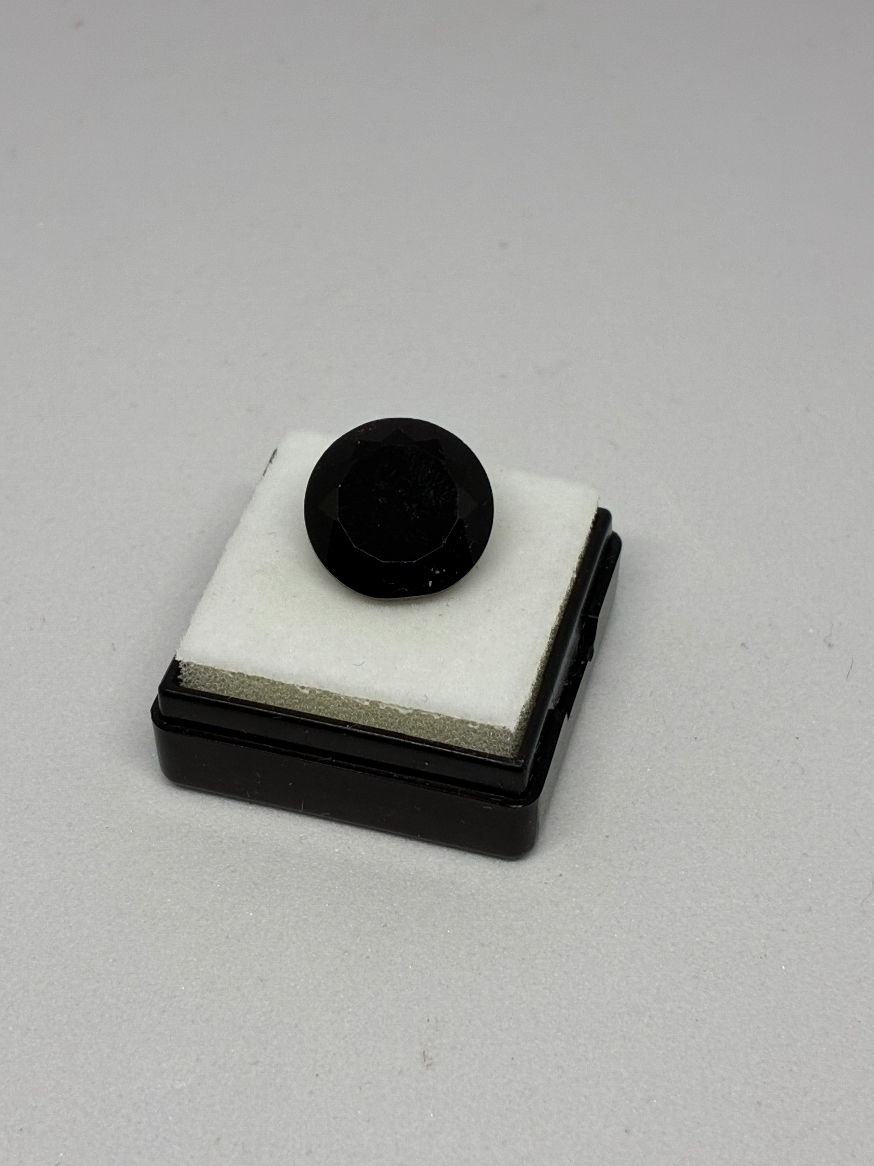 Round Cut Black Moissanite