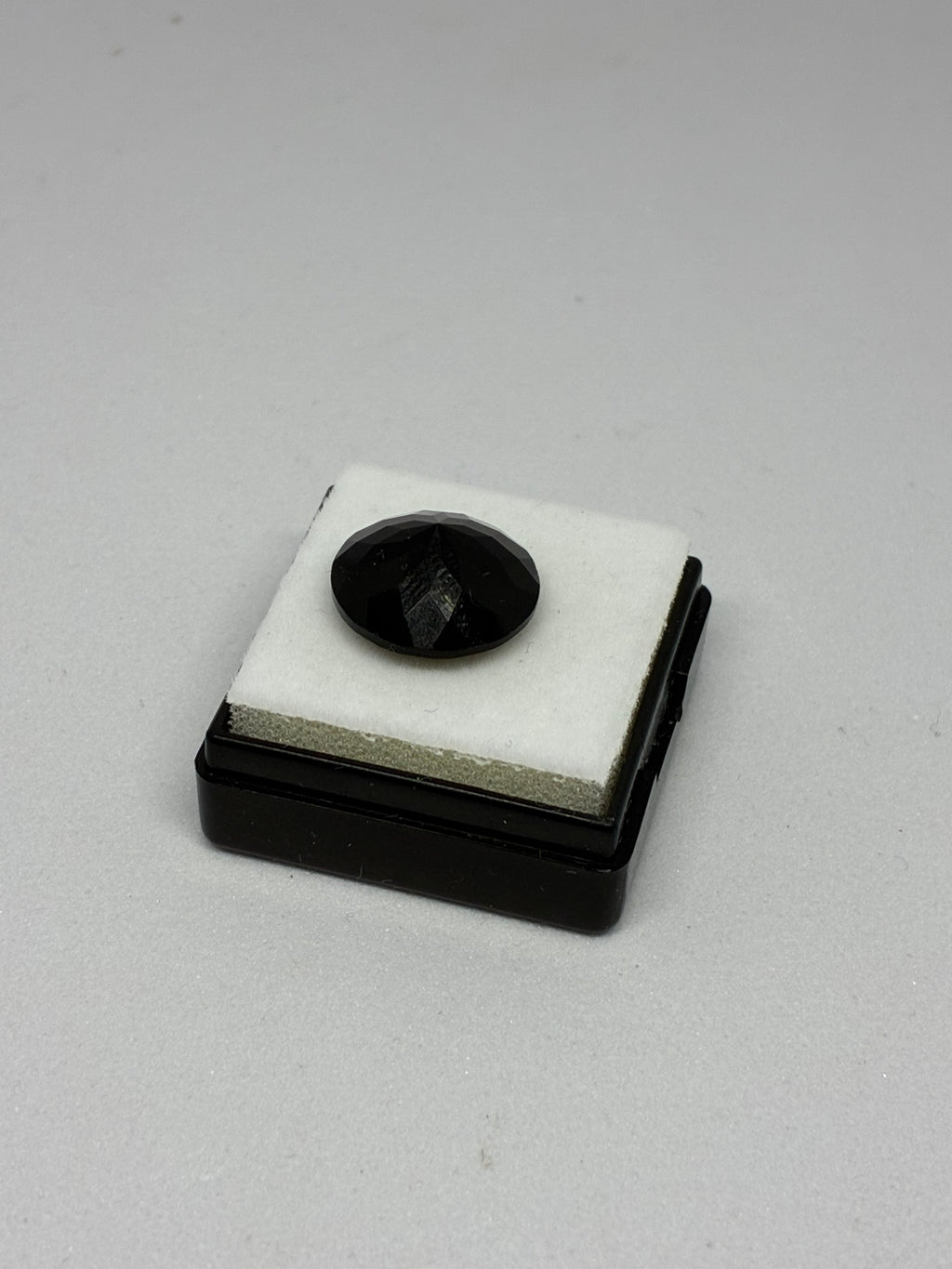Round Cut Black Moissanite
